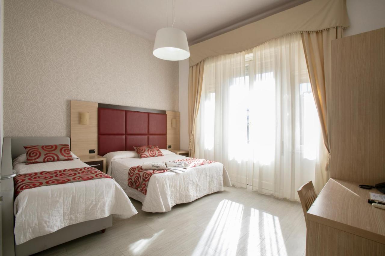 וירג'יו Hotel Playa מראה חיצוני תמונה