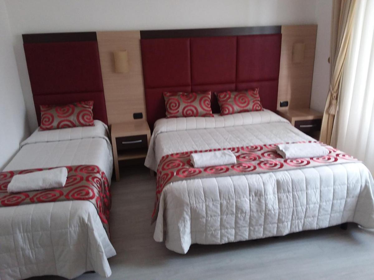 וירג'יו Hotel Playa מראה חיצוני תמונה