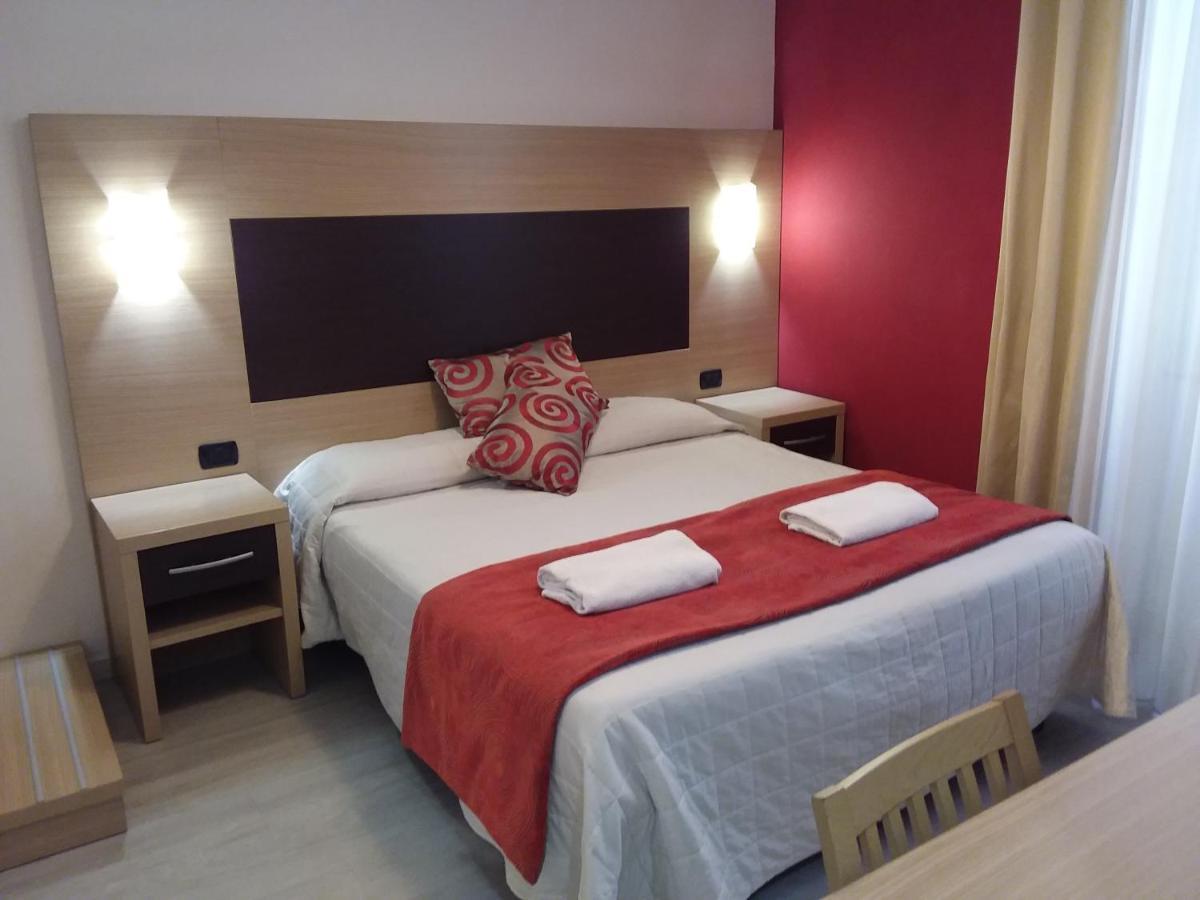 וירג'יו Hotel Playa מראה חיצוני תמונה